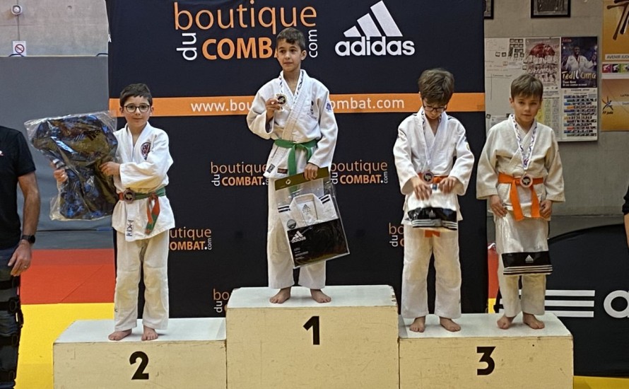 TOURNOI BENJAMINS LONS-LE-SAUNIER